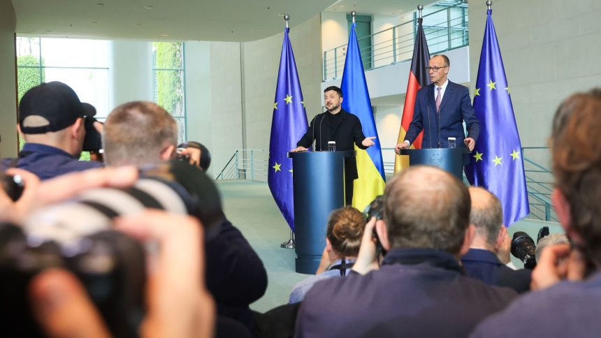 Ukrainian President Volodymyr Zelensky and German Chancellor Friedrich Merz in Berlin on May 28, 2025.
