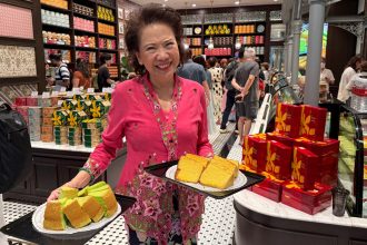 Anastasia Liew at one of Bengawan Solo’s stores in Singapore Changi Airport.