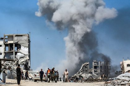 Smoke billows following an Israeli strike in Jabalya, northern Gaza, on May 25.