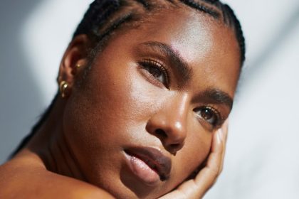 SHOP 10 Skin Illuminators and Highlighters With Top Customer Reviews